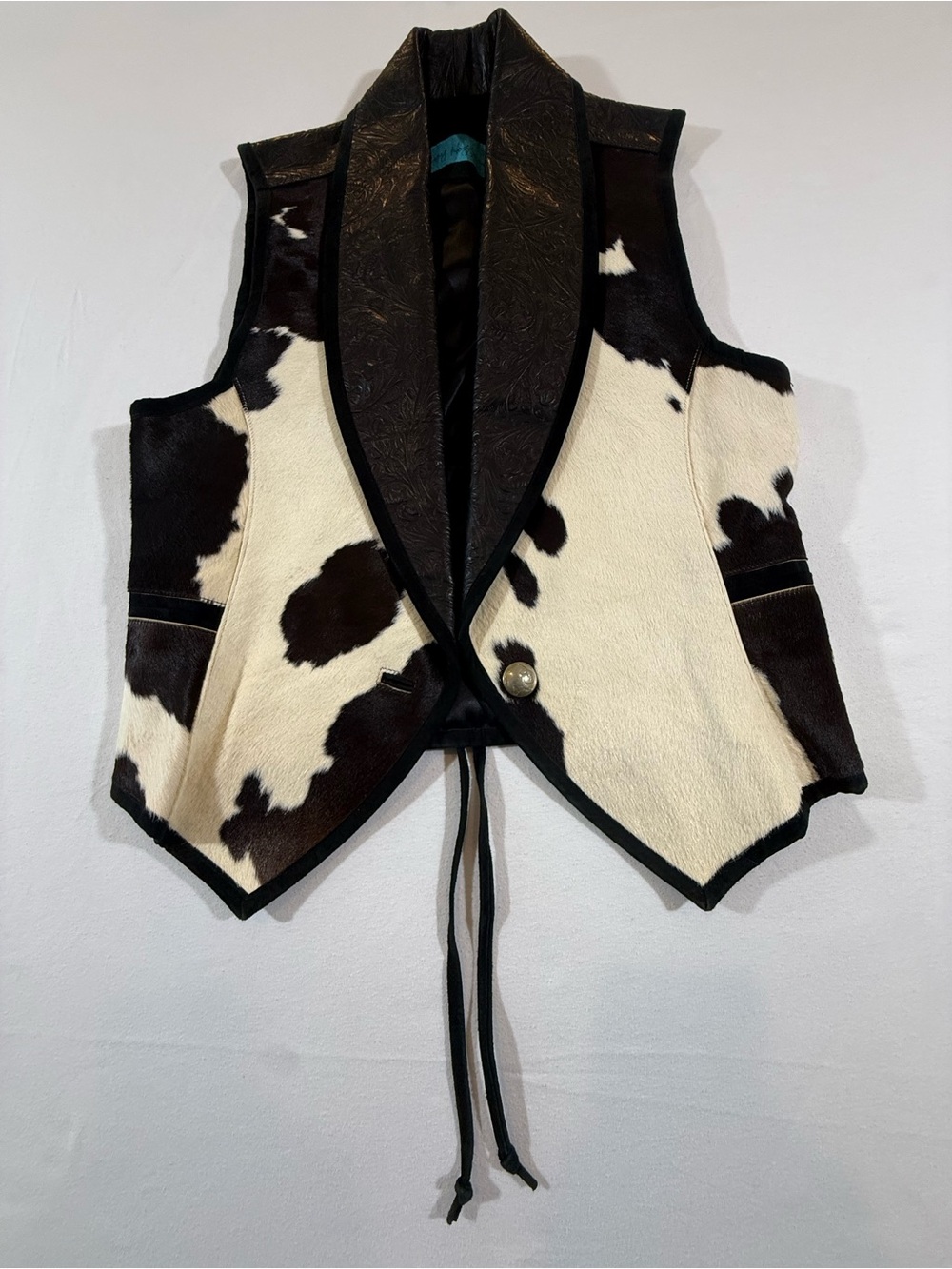 Mariah Designs Cowhide Shawl-Collar Vest in Black & White Leather